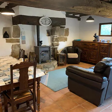 Bed & Breakfast Le Bas Chesnay D'hotes En Poiraie